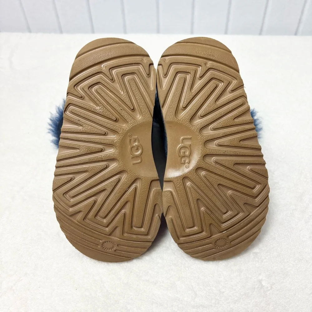 UGG cozy blue